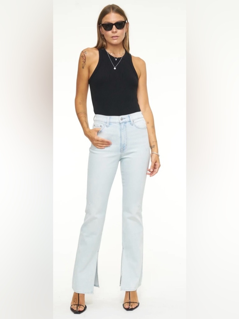 [NWT] $186 PISTOLA Alexa High Rise Split Flare Jeans in Locals Vintage. Size 26